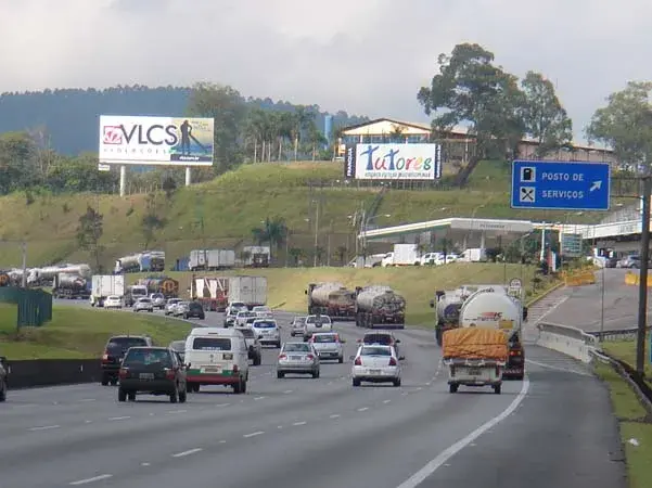 Painel na Bandeirantes Outdoor na Bandeirantes Imagem